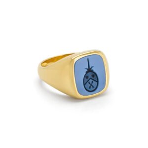 Zegelring-dames-geelgoud-classic-antiek-met-middenblauwe-lagensteen-zegelringvooru-DBHL075